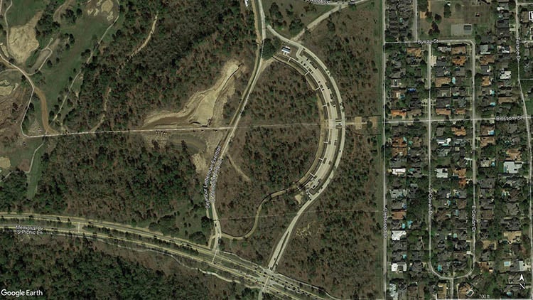 E Memorial Loop Overhead Image