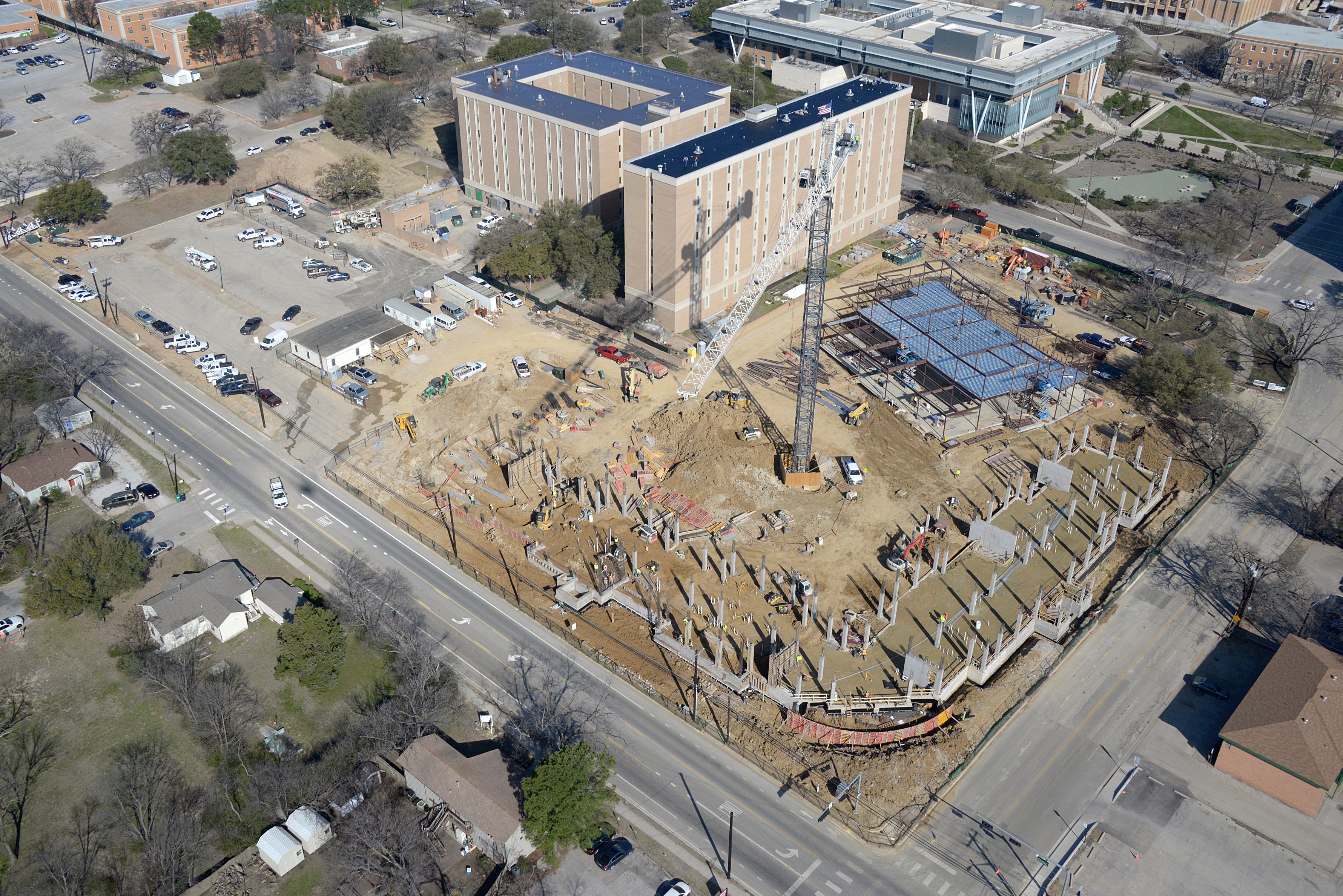UNT Greene Hall, construction aerial (API Image 180313080)